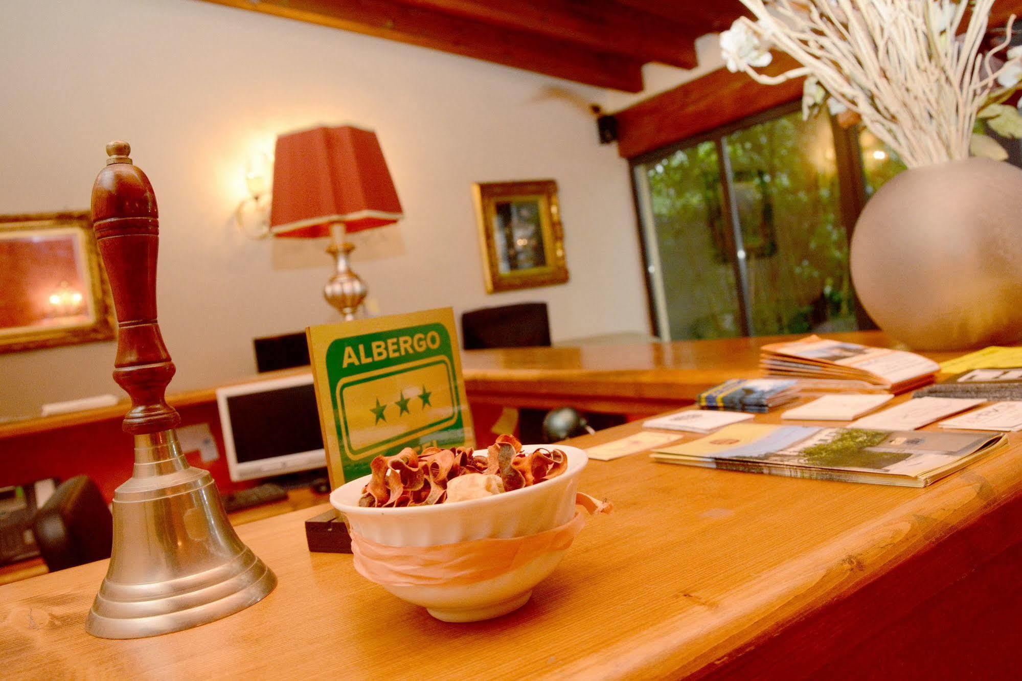 Albergo Dimora Storica Antica Hostelleria Crema Εξωτερικό φωτογραφία