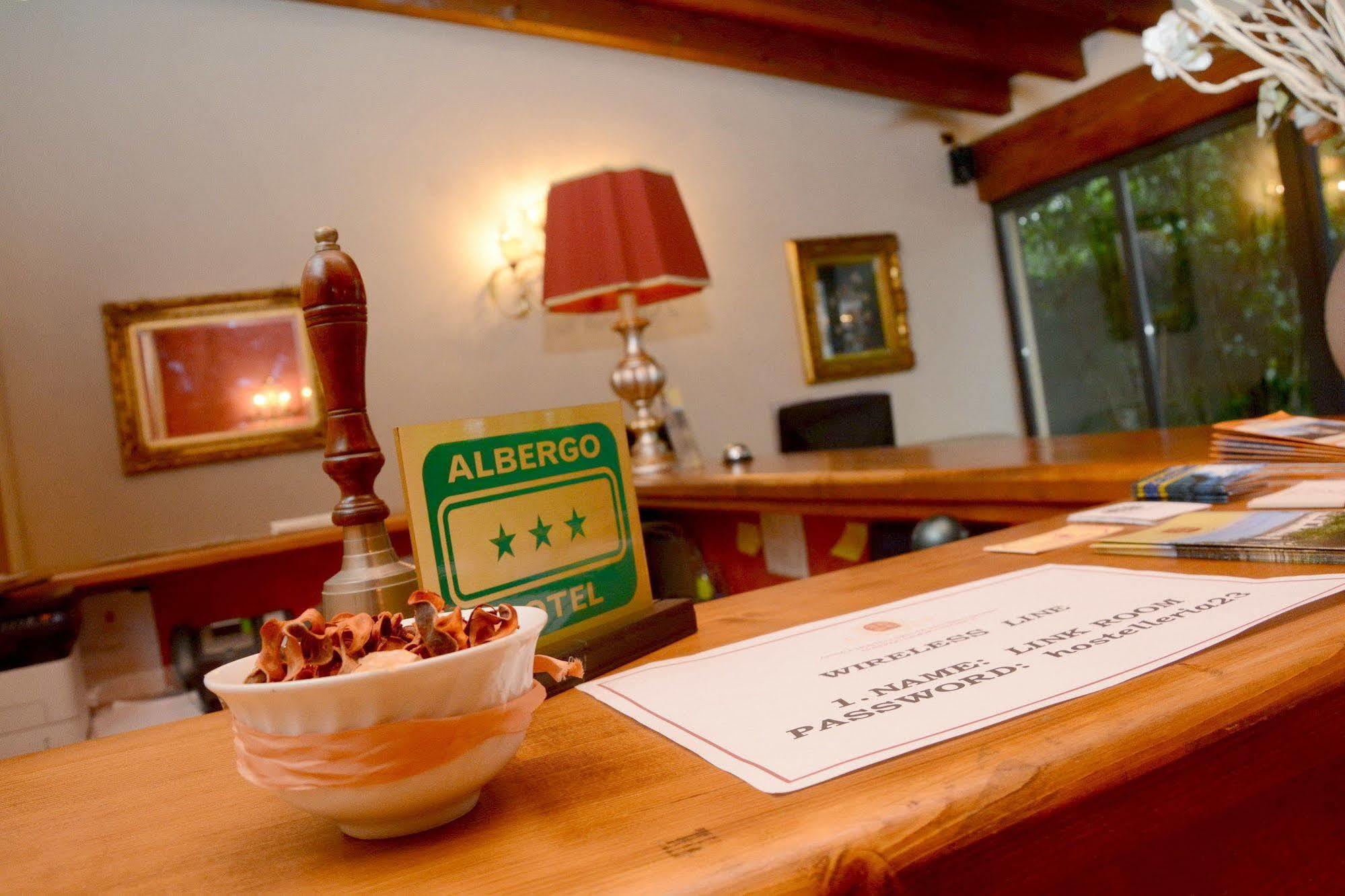 Albergo Dimora Storica Antica Hostelleria Crema Εξωτερικό φωτογραφία